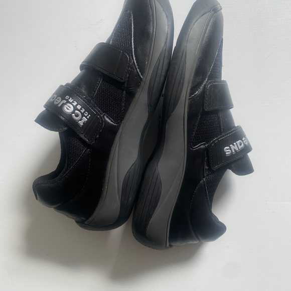 Iceberg Vintage Leather Footwear Sz 42(US 8) ICEBERG sneaker in white and light grey calfskin | Shoes of  main image 3